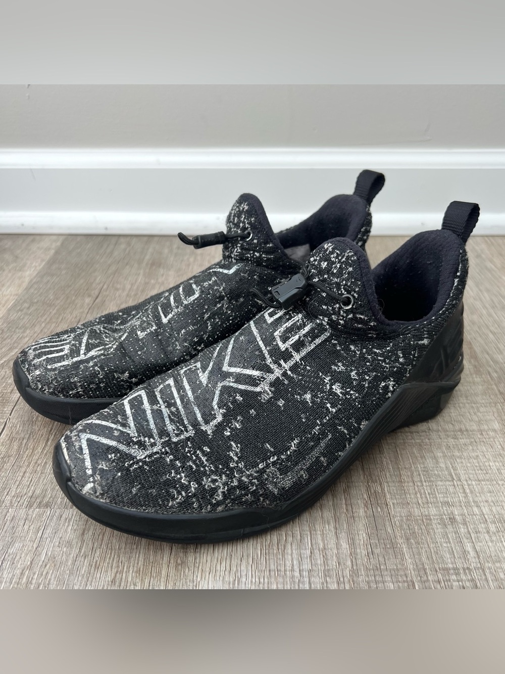 Nike Women’s React Metcon - Black and White
